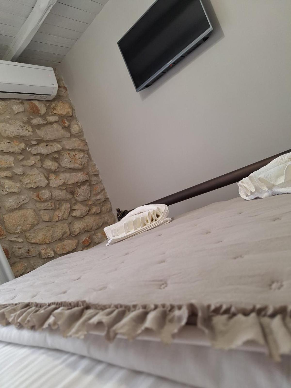 Stone House Tatil Evi