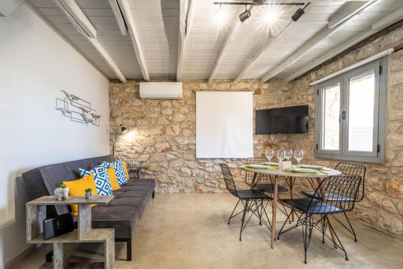 Stone House Holiday home