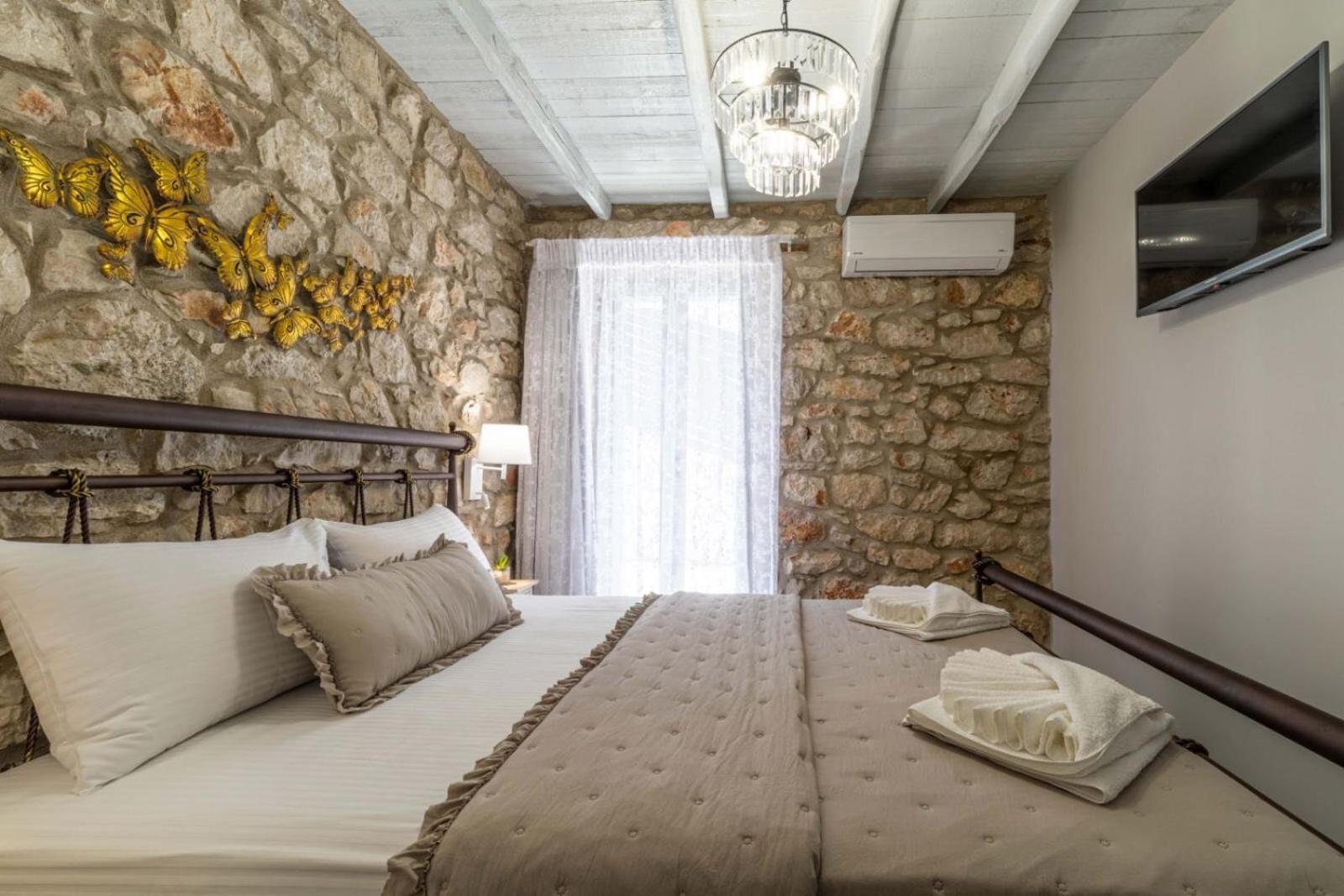 Stone House Vivari